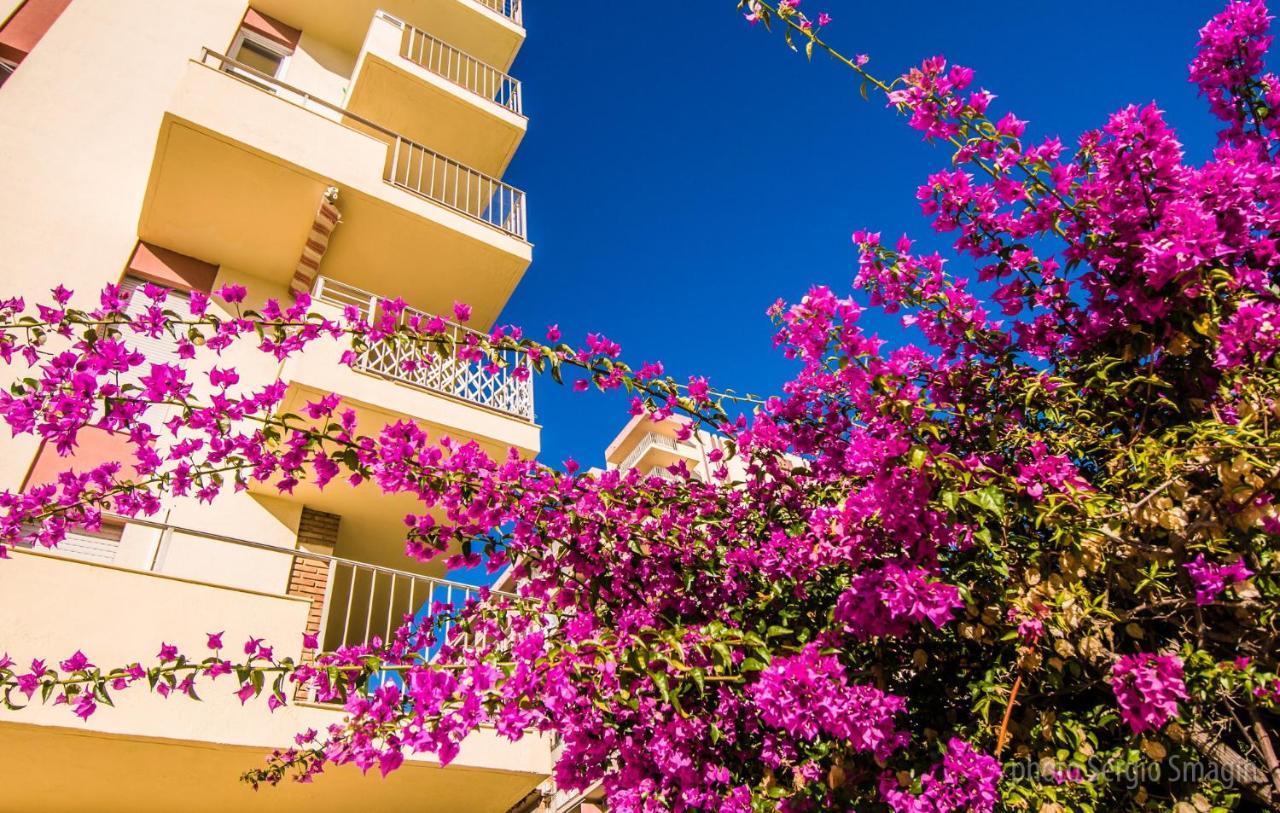 137 Minerva Apartamentos - Vista Al Mar - Piscina Y Playa - Cercano A Tren, Restaurantes Y Tiendas Benalmádena Exteriér fotografie